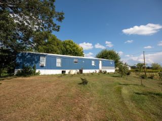 Foreclosed Home - 16808 STATE ROAD 331, 46504