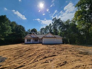 Foreclosed Home - 16478 COUNTY ROAD 8, 46507