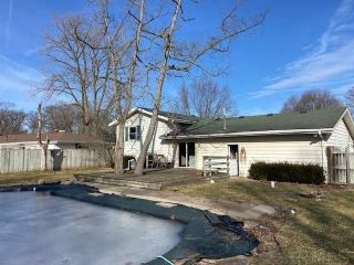 Foreclosed Home - 23084 SHERI LN, 46514