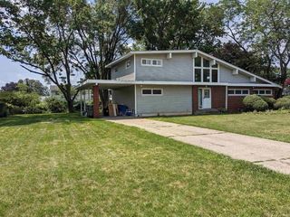 Foreclosed Home - 28972 DANIELSON DR, 46514