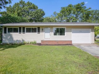 Foreclosed Home - 421 N WEST BLVD, 46514