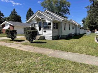 Foreclosed Home - 1226 LAUREL ST, 46514