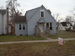 Foreclosed Home - 1021 W WOLF AVE, 46516