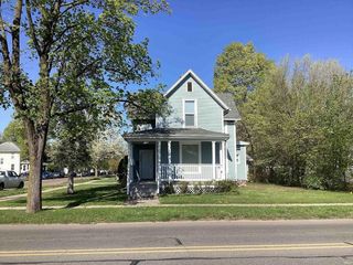 Foreclosed Home - 1629 PRAIRIE ST, 46516