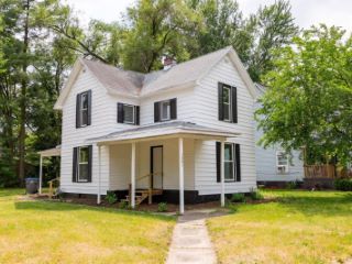 Foreclosed Home - 1001 W GARFIELD AVE, 46516