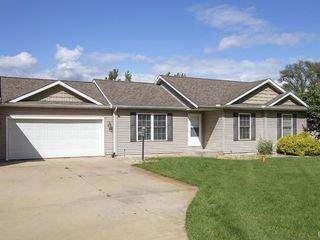 Foreclosed Home - 23821 EASTGATE AVE, 46516