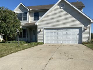 Foreclosed Home - 23191 ORCHARD RIDGE DR, 46516