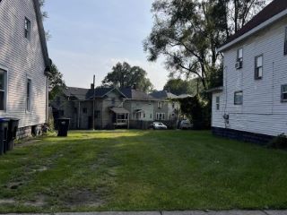 Foreclosed Home - 1025 S 3RD ST, 46516