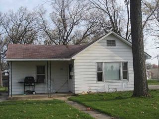 Foreclosed Home - 1800 LEININGER AVE, 46517
