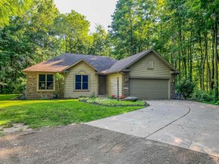 Foreclosed Home - 59285 FAIRWIND DR, 46517