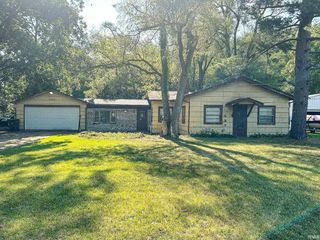 Foreclosed Home - 3229 PLEASANT PLAIN AVE, 46517