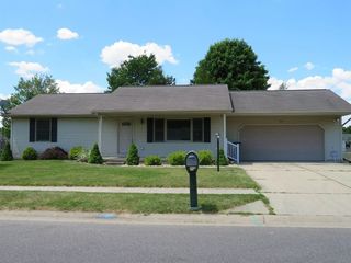 Foreclosed Home - 939 COLONIAL MANOR DR, 46526