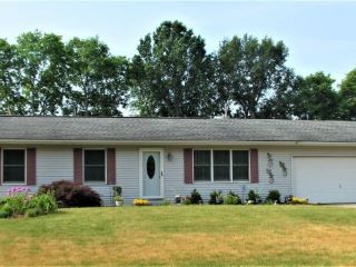 Foreclosed Home - 18088 HEDGEWOOD DR, 46526