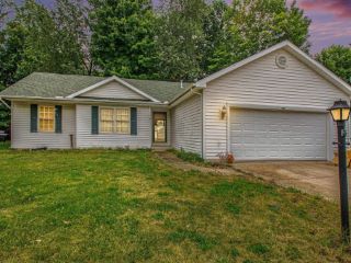 Foreclosed Home - 1628 ASPEN DR, 46526