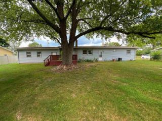 Foreclosed Home - 18832 COUNTY ROAD 20, 46528