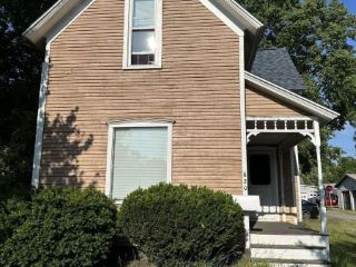 Foreclosed Home - 620 N 3RD ST, 46528