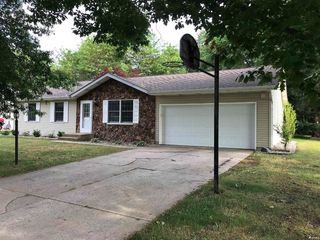 Foreclosed Home - 12266 SADDLEHORN CT, 46530