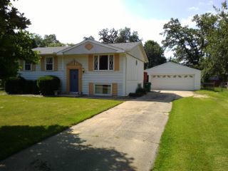 Foreclosed Home - 30810 OAKCREST DR, 46530
