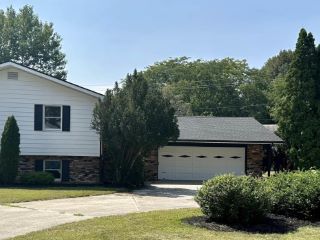 Foreclosed Home - 309 EASTERN STAR DR, 46540