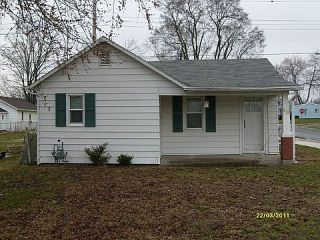 Foreclosed Home - 828 HUBBARD ST, 46544