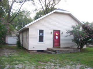 Foreclosed Home - 1919 MAPLEHURST AVE, 46545