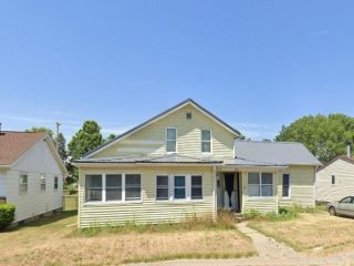 Foreclosed Home - 216 E LAWRENCE ST, 46545