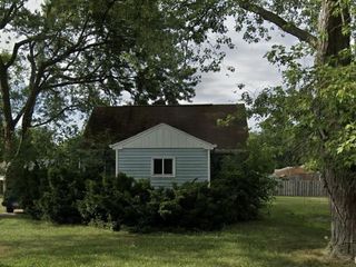 Foreclosed Home - 517 W BROWN AVE, 46545