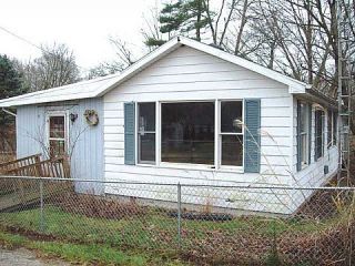 Foreclosed Home - 7824 N TECUMSEH RD, 46574