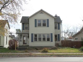 Foreclosed Home - 930 E CENTER ST, 46580