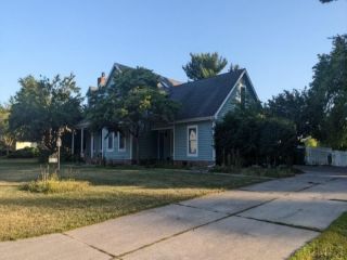 Foreclosed Home - 1709 S WALNUT DR, 46580