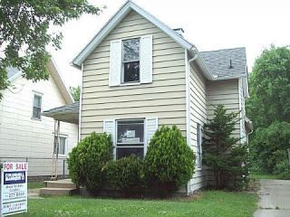 Foreclosed Home - 1121 E CALVERT ST, 46613