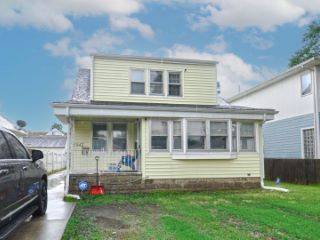 Foreclosed Home - 1942 E DONALD ST, 46613