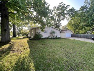 Foreclosed Home - 3623 REXFORD DR, 46615