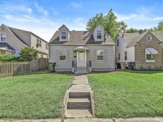 Foreclosed Home - 2170 PARKVIEW PL, 46616