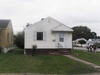 Foreclosed Home - 701 S SHERIDAN ST, 46619