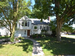 Foreclosed Home - 716 E 5TH ST, 46706