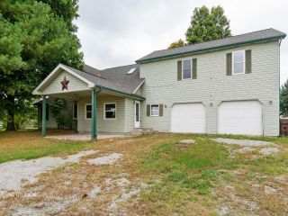 Foreclosed Home - 8100 S Grace Ave, 46725