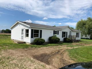 Foreclosed Home - 4185 N State Road 5, 46732