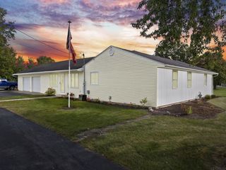 Foreclosed Home - 2555 E US HIGHWAY 224, 46733