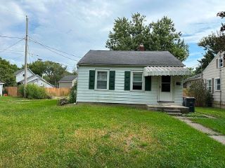 Foreclosed Home - 1028 CENTRAL AVE, 46733