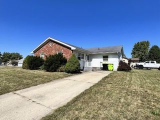 Foreclosed Home - 2060 ENGLE ST, 46750
