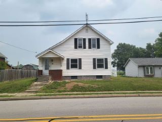 Foreclosed Home - 311 S WATER ST, 46773