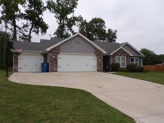 Foreclosed Home - 310 IRONWOOD LN, 46777
