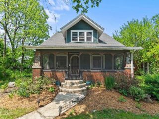 Foreclosed Home - 285 N CENTER ST, 46793