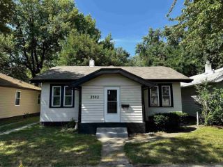 Foreclosed Home - 2302 EBY AVE, 46802