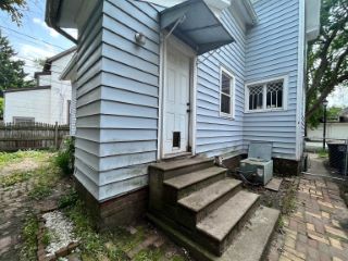 Foreclosed Home - 915 COLLEGE ST, 46802