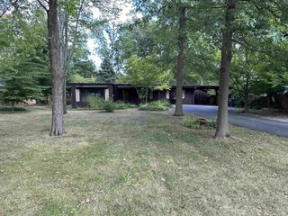 Foreclosed Home - 3215 WESTLAWN DR, 46804
