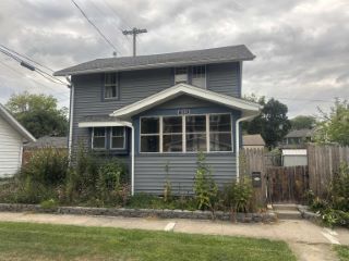 Foreclosed Home - 1221 DELAWARE AVE, 46805
