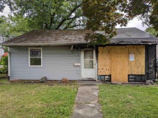 Foreclosed Home - 1436 KENWOOD AVE, 46805