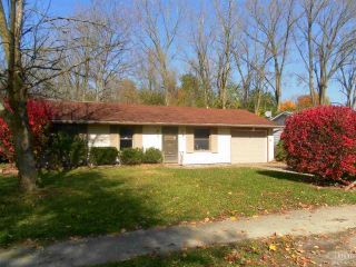 Foreclosed Home - 2906 Allegany Ave, 46809